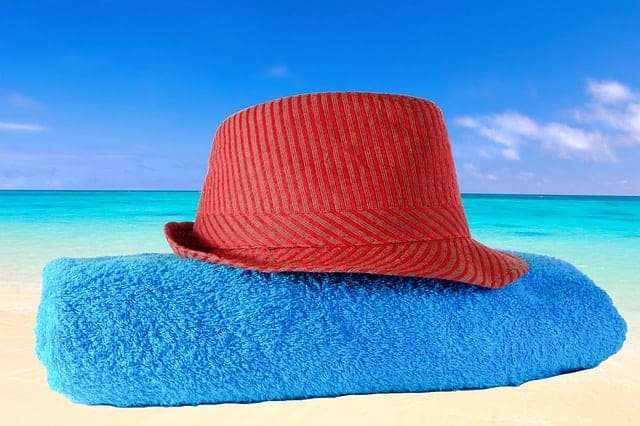 hat-2092163_640